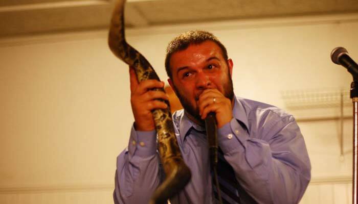 pastor in critical stage as he attempts to sermon with deadly snake