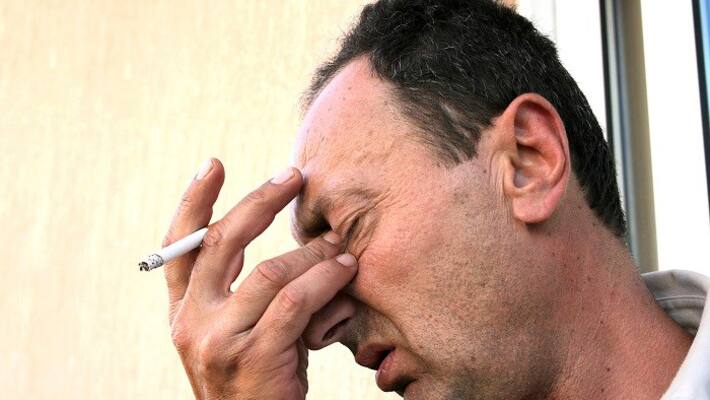 Few daily habits have impact on eye and cause eye power Few daily habits have impact on eye and cause eye power