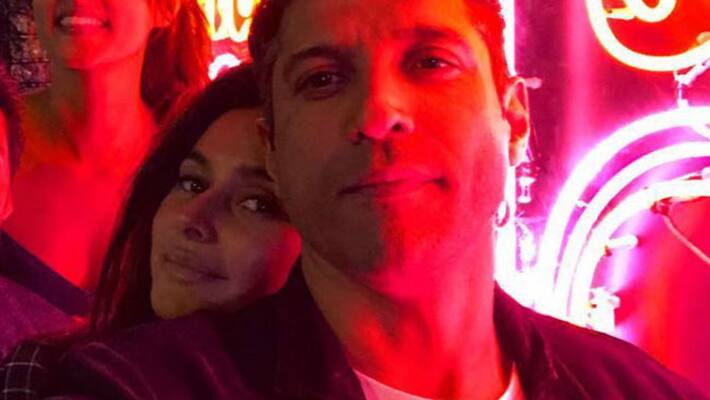 Farhan Akhtar Dating Shibani Dandekar? Farhan Akhtar Dating Shibani Dandekar?