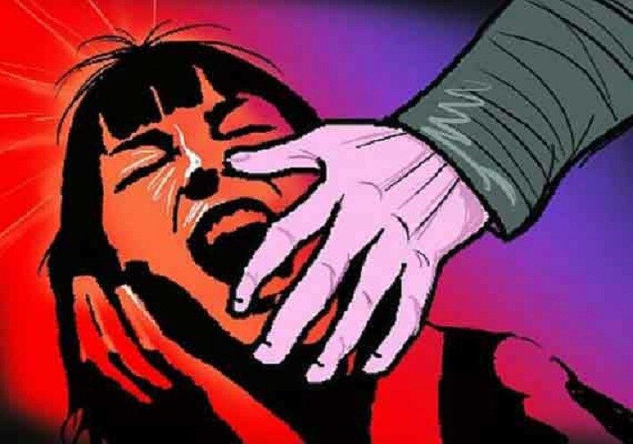 60 years  old man raped 6 th std girl