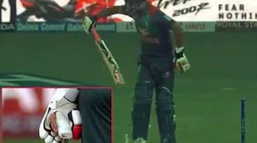Asia Cup 2018: Tamim Iqbal praised for batting with one hand against Sri Lanka