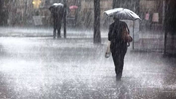 Karnataka to receive rains for two months, heavy rains to lash Bengaluru for four days Karnataka to receive rains for two months, heavy rains to lash Bengaluru for four days