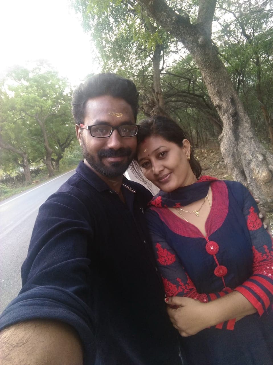 நிலானி மறைந்த காதலுடன் படுக்கை அறை காட்சிகள்! இறப்பதற்கு முன் காதலன்