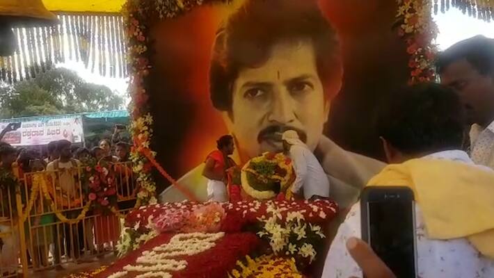 Reasons for delaying Dr. Vishnuvardhan memorial Reasons for delaying Dr. Vishnuvardhan memorial