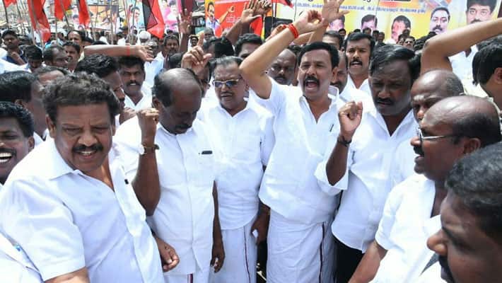 Ramanathapuram DMK demonstration... former minister Thangavelan