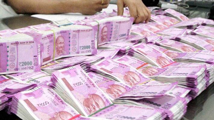 rs.30lakhs money found in private bus rs.30lakhs money found in private bus