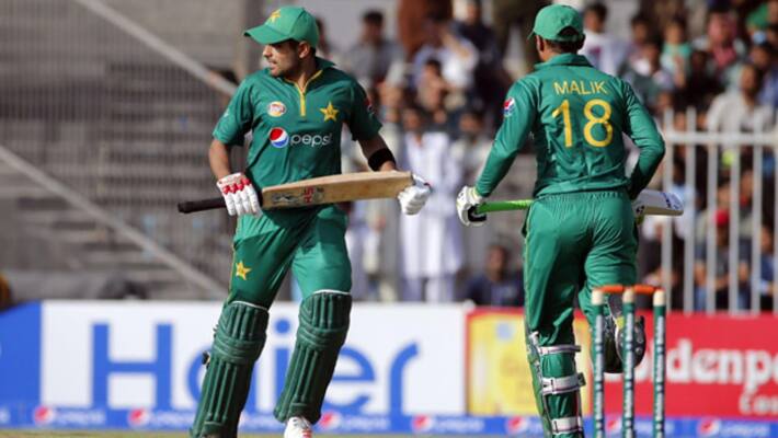 Asia cup cricket Shoaib Malik half century helps pakistan to comeback Asia cup cricket Shoaib Malik half century helps pakistan to comeback