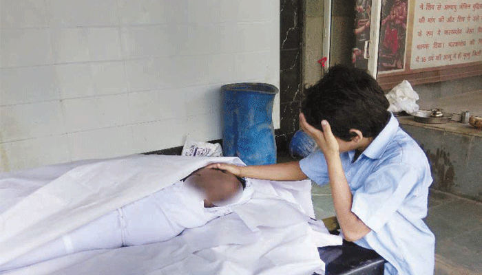 Netizens Help To Kin Of Man Who Died In Sewer In Delhi Netizens Help To Kin Of Man Who Died In Sewer In Delhi