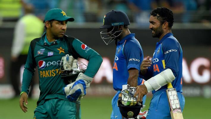 Asia cup 2018 Twittarti trolled Sarfraj Ahmed after lose against Team India Asia cup 2018 Twittarti trolled Sarfraj Ahmed after lose against Team India