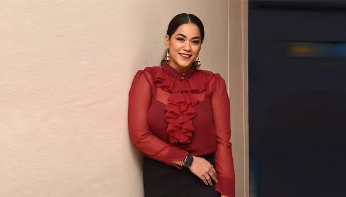 car driver compliant against actress mumaithkhan
