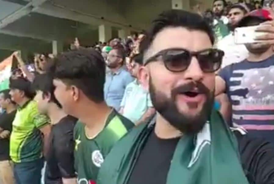 Asia Cup 2018 Pakistani fan sings Jana Gana Mana wins hearts