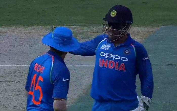 dhoni once again proved that he is a genius in cricket
