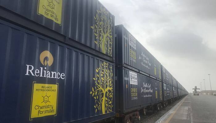 Reliance first company to use Railways double-stack dwarf container service