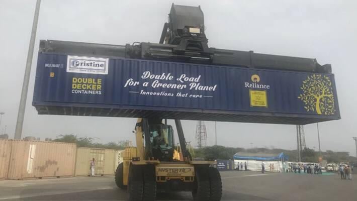 Reliance first company to use Railways double-stack dwarf container service Reliance first company to use Railways double-stack dwarf container service