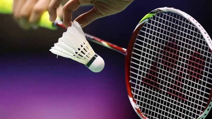 malaysia badminton player lee chong wei suffers nose cancer malaysia badminton player lee chong wei suffers nose cancer