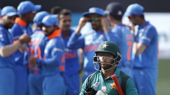 Asia cup cricket team India spinners strikes Pakistan openers Asia cup cricket team India spinners strikes Pakistan openers