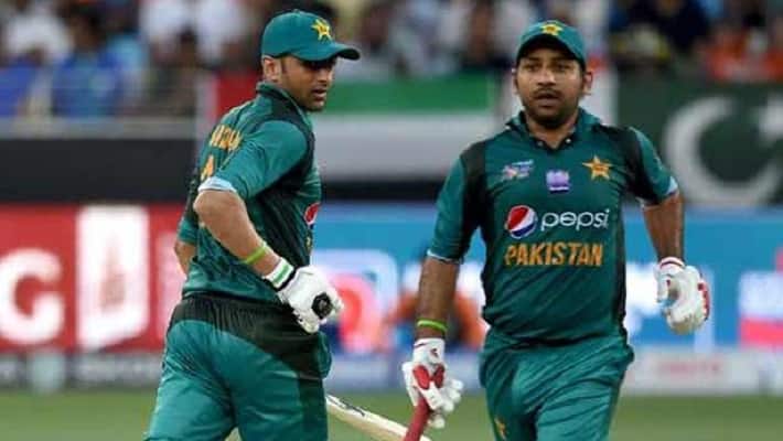 Asia Cup cricket Pakistan lose three early in chase against Bangladesh Asia Cup cricket Pakistan lose three early in chase against Bangladesh