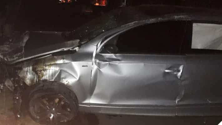 Actor Darshan car Brought to VV Puram Police Station from His Friend farm House Actor Darshan car Brought to VV Puram Police Station from His Friend farm House