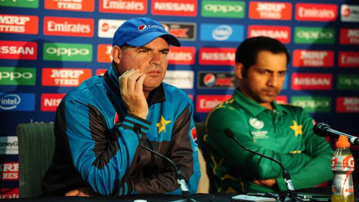 Paksitan coach Mickey Arthur considered committing suicide after loss to India Paksitan coach Mickey Arthur considered committing suicide after loss to India