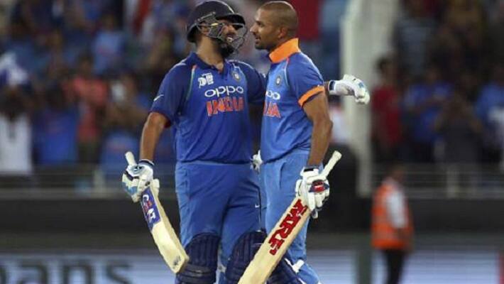 virat and sachine confrats indian team virat and sachine confrats indian team