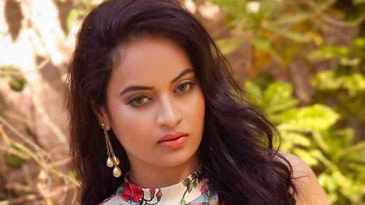 vijay fan Controversy... actress suja varunee scold