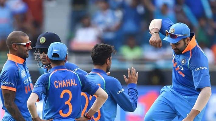 rohit sharma praied indian bowlers