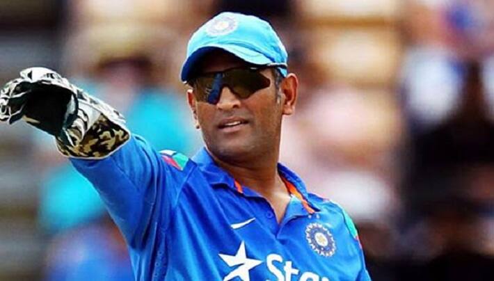 I learn leadership quality from dhoni