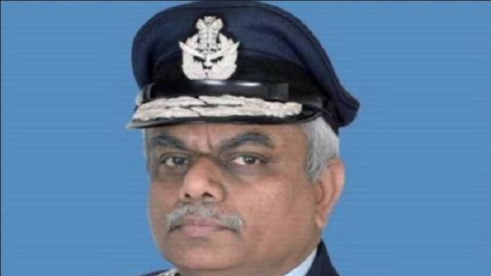 Air force Vice Chief Shirish Baban Deo shoots himself in thigh Air force Vice Chief Shirish Baban Deo shoots himself in thigh