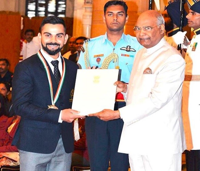 ರಾಷ್ಚ್ಪಪತಿ ರಾಮ್ನಾಥ್ ಕೋವಿಂದ್ ಅವರಿಂದ ಪ್ರತಿಷ್ಠಿತಿ ಖೇಲ್ ರತ್ನ ಪ್ರಶಸ್ತಿ ಸ್ವೀಕರಿಸಿದ ಕ್ಷಣ
