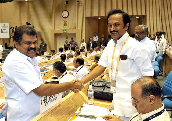 9 parties alliance with dmk in parliment