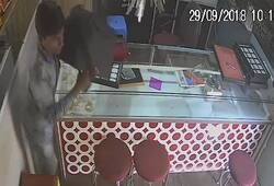 Karnataka Thief caught on CCTV stealing gold cash worth Rs 25 lakh