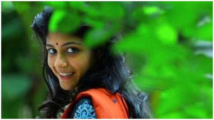 aruvi movie heroine athithi balan controversy speech aruvi movie heroine athithi balan controversy speech