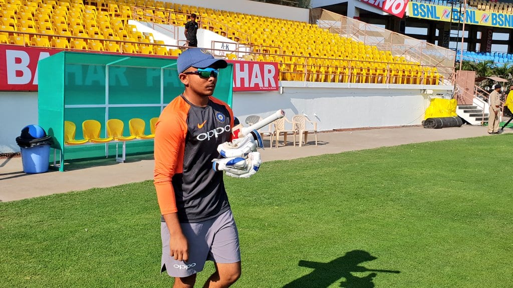 India vs Australia 2018 Gavaskar picks openers for first Test