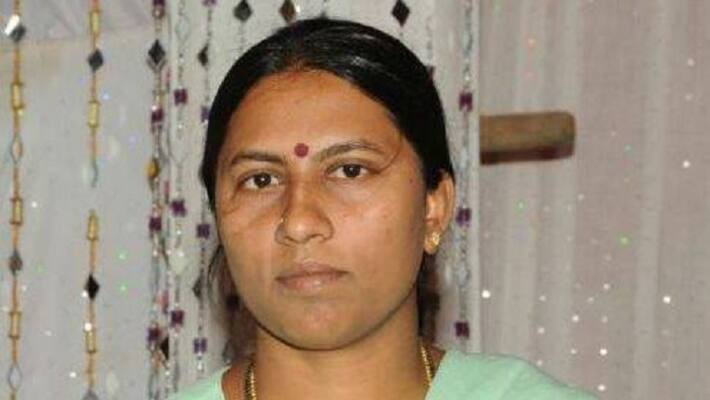 Congress MP KH Muniyappa's daughter to get Cabinet berth in Kumaraswamy-headed coalition Govt? Congress MP KH Muniyappa's daughter to get Cabinet berth in Kumaraswamy-headed coalition Govt?