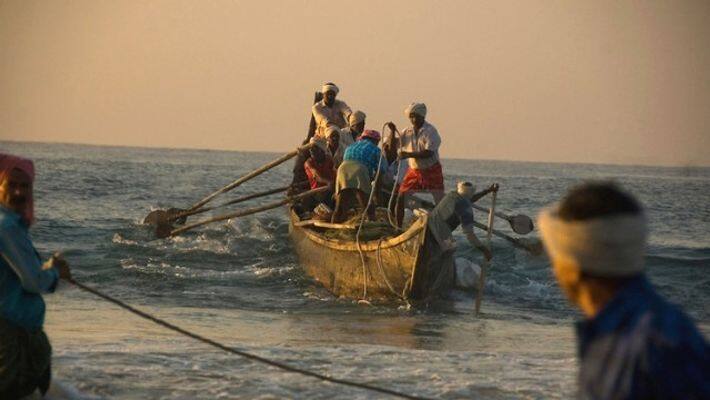 corona reflection tn govt trying to bring 300 fishermens from iran corona reflection tn govt trying to bring 300 fishermens from iran