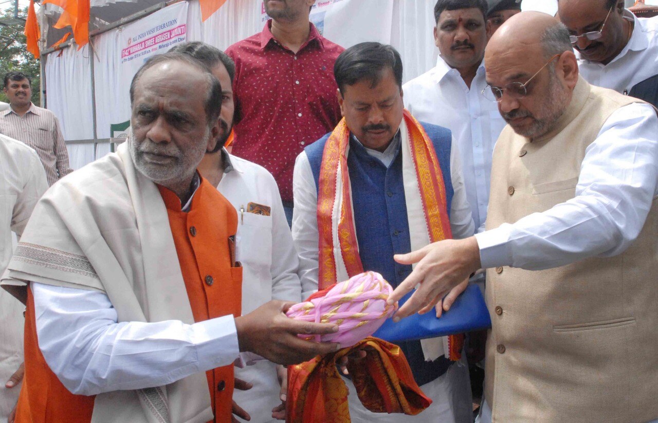 KTR with Rosaiah at Agrasen Maharaj birthday celebrations