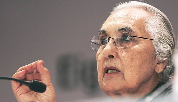 JNU administration demanded Bio data of famous historian romila thapar but she refused