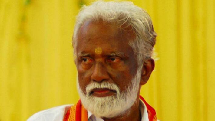 Kummanam says that sahithya accademy has insulted Mannath padmanabhan Kummanam says that sahithya accademy has insulted Mannath padmanabhan