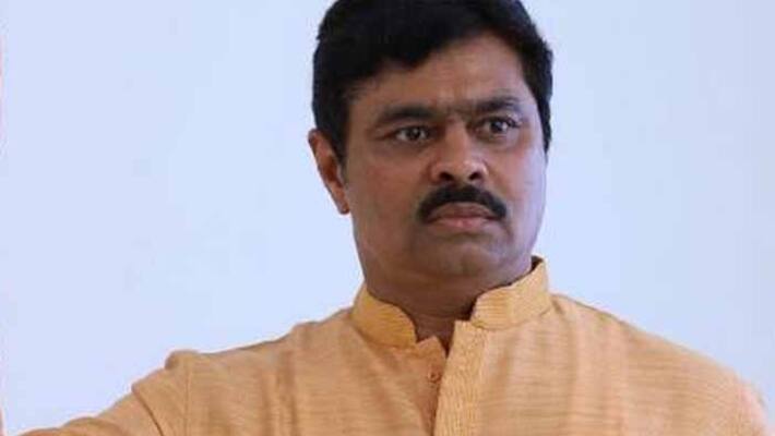 Andhra Pradesh : CM Ramesh met Amit Shah in Delhi.. Discussion on state politics Andhra Pradesh : CM Ramesh met Amit Shah in Delhi.. Discussion on state politics