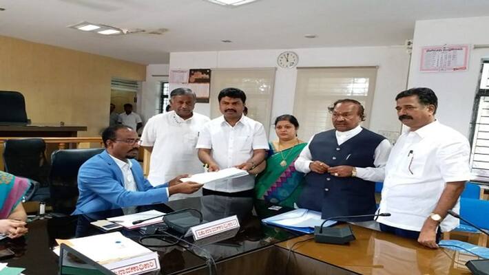 BJP candidate BY Raghavendra Files nomination for Shivamogga Loksabha byelection BJP candidate BY Raghavendra Files nomination for Shivamogga Loksabha byelection