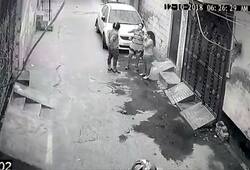 Delhi Bike-borne goons CCTV footage Viral video Pasonda gang