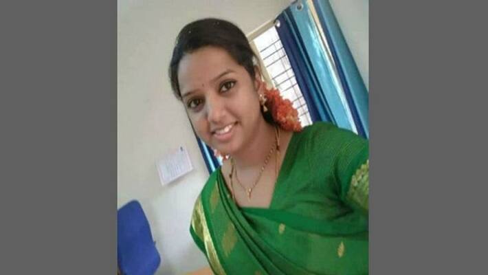 32 Old Lady Doctor commits Suicide In Bengaluru 32 Old Lady Doctor commits Suicide In Bengaluru