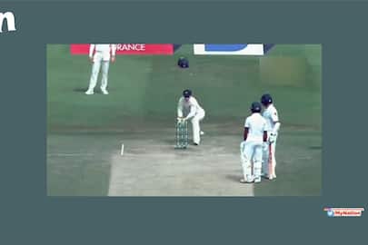Pakistan batsman Azhar Ali run out while having a chat