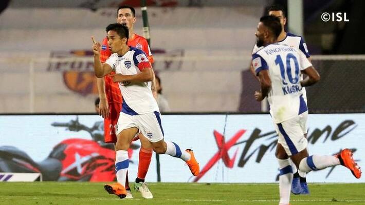 ISL 2018 Sunil Chhetri brace gives Bengaluru FC easy win over FC Pune City FC ISL 2018 Sunil Chhetri brace gives Bengaluru FC easy win over FC Pune City FC