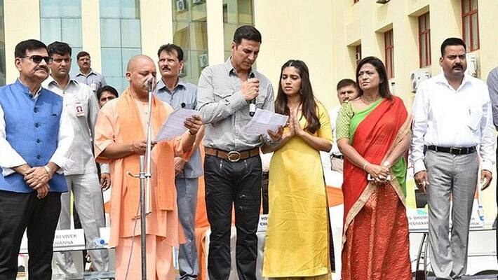 Bollywood actor Akshay kumar joins BJP is a Fake news Bollywood actor Akshay kumar joins BJP is a Fake news