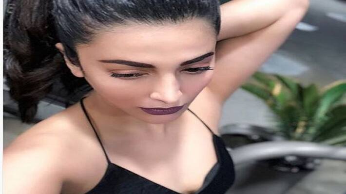 Shruti Haasan latest hot photos are setting the Internet on fire Shruti Haasan latest hot photos are setting the Internet on fire