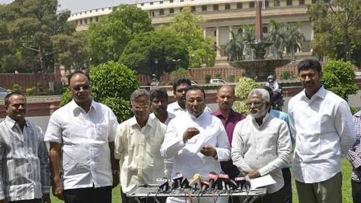 ysrcp counter to tdp on ys jagan issue ysrcp counter to tdp on ys jagan issue