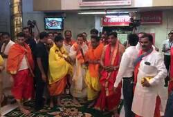 Rahul Gandhi visits Mahaal in Ujjain, begins tour