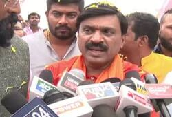 Karnataka by-election Mining baron Janardhan Reddy DK Shivakumar Ballari Video Sriramulu