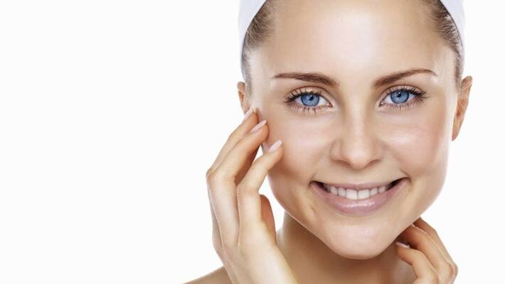 10 Foods You Must Eat to Avoid Oily Skin 10 Foods You Must Eat to Avoid Oily Skin